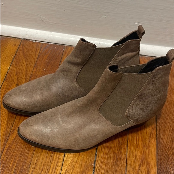 Aquatalia Taupe Chelsea Boots - Picture 2 of 5